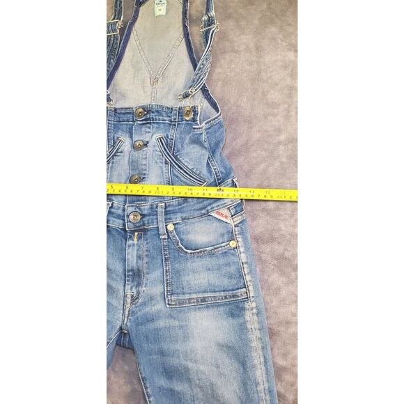REPLAY Women's Sz 26 Vintage Style Denim Overalls Distressed Details Blue Light - Picture 4 of 10